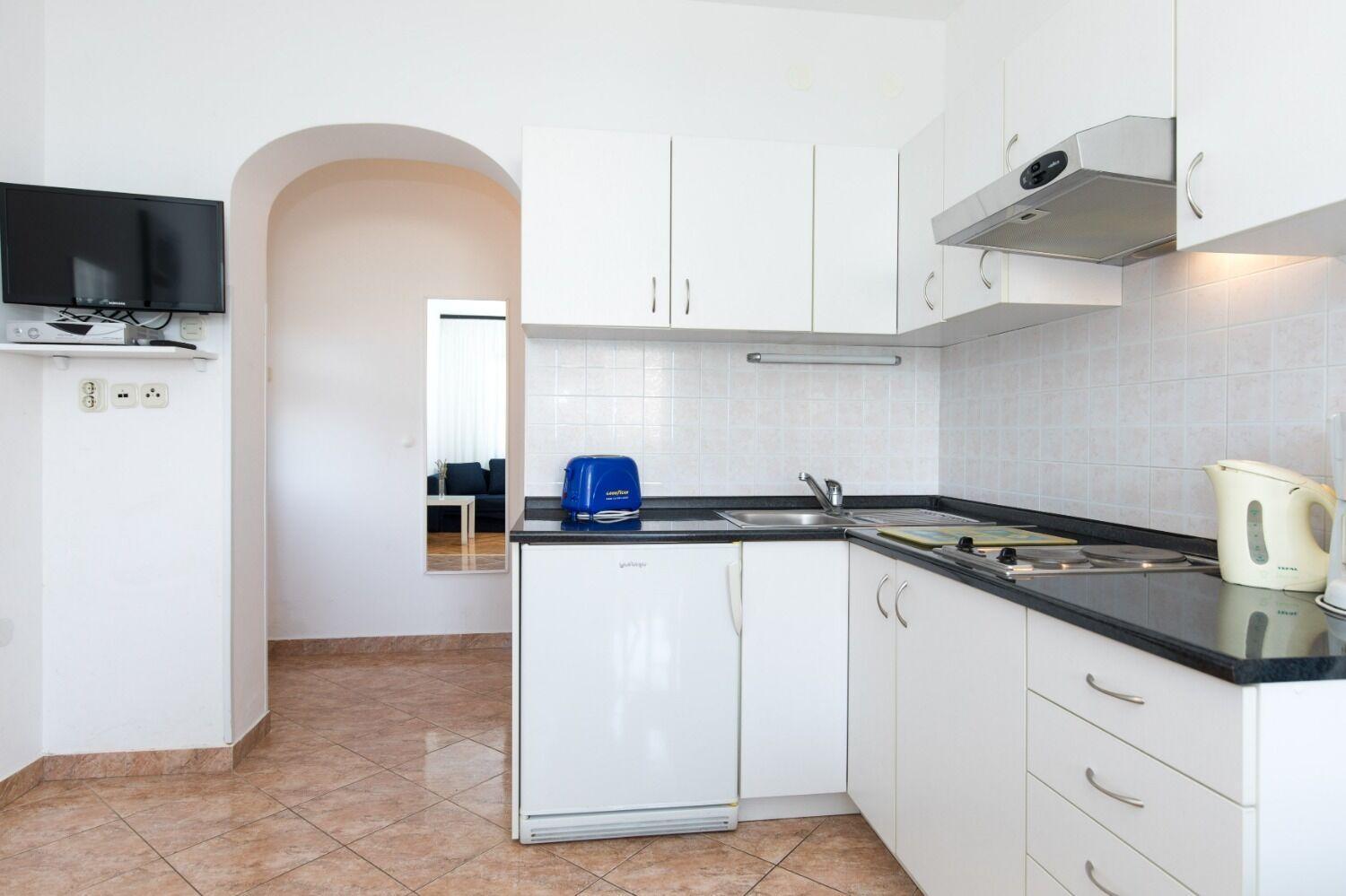 Apartments Kate - 100 M From Beach مالينسكا المظهر الخارجي الصورة