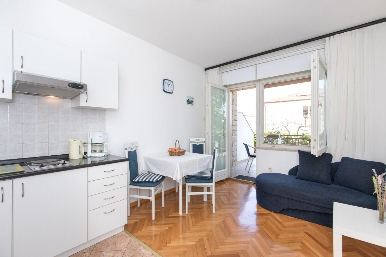 Apartments Kate - 100 M From Beach مالينسكا المظهر الخارجي الصورة