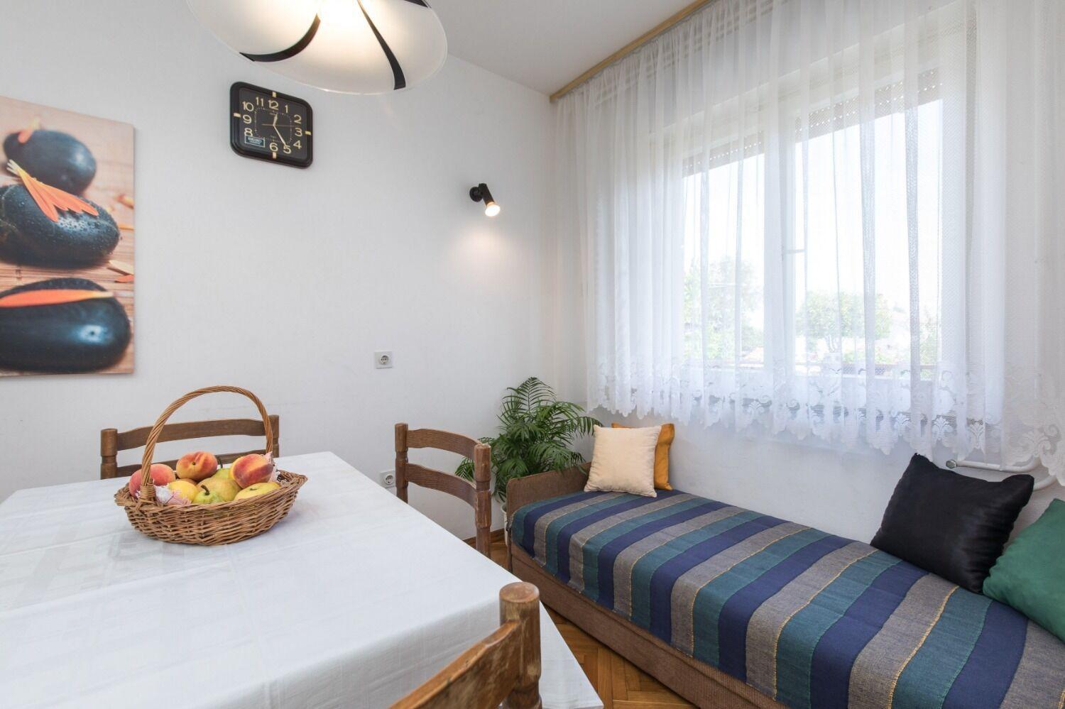 Apartments Kate - 100 M From Beach مالينسكا المظهر الخارجي الصورة
